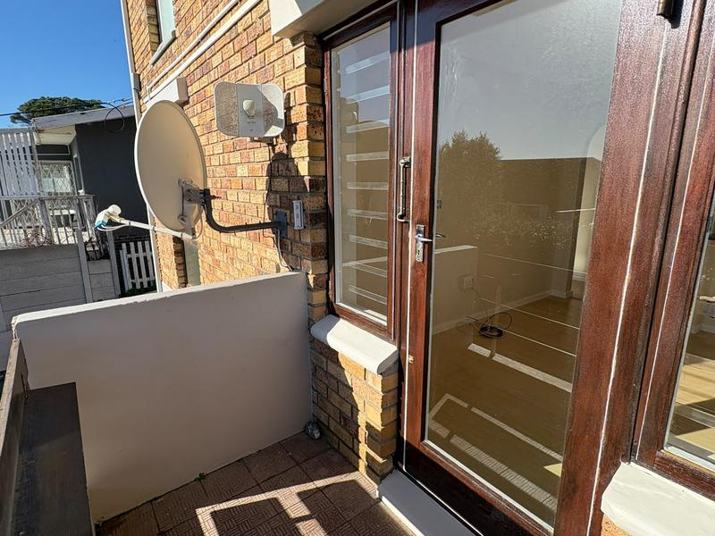 To Let 2 Bedroom Property for Rent in Simons Town Western Cape